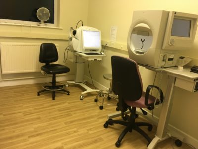 Ophthalmology unit equipment