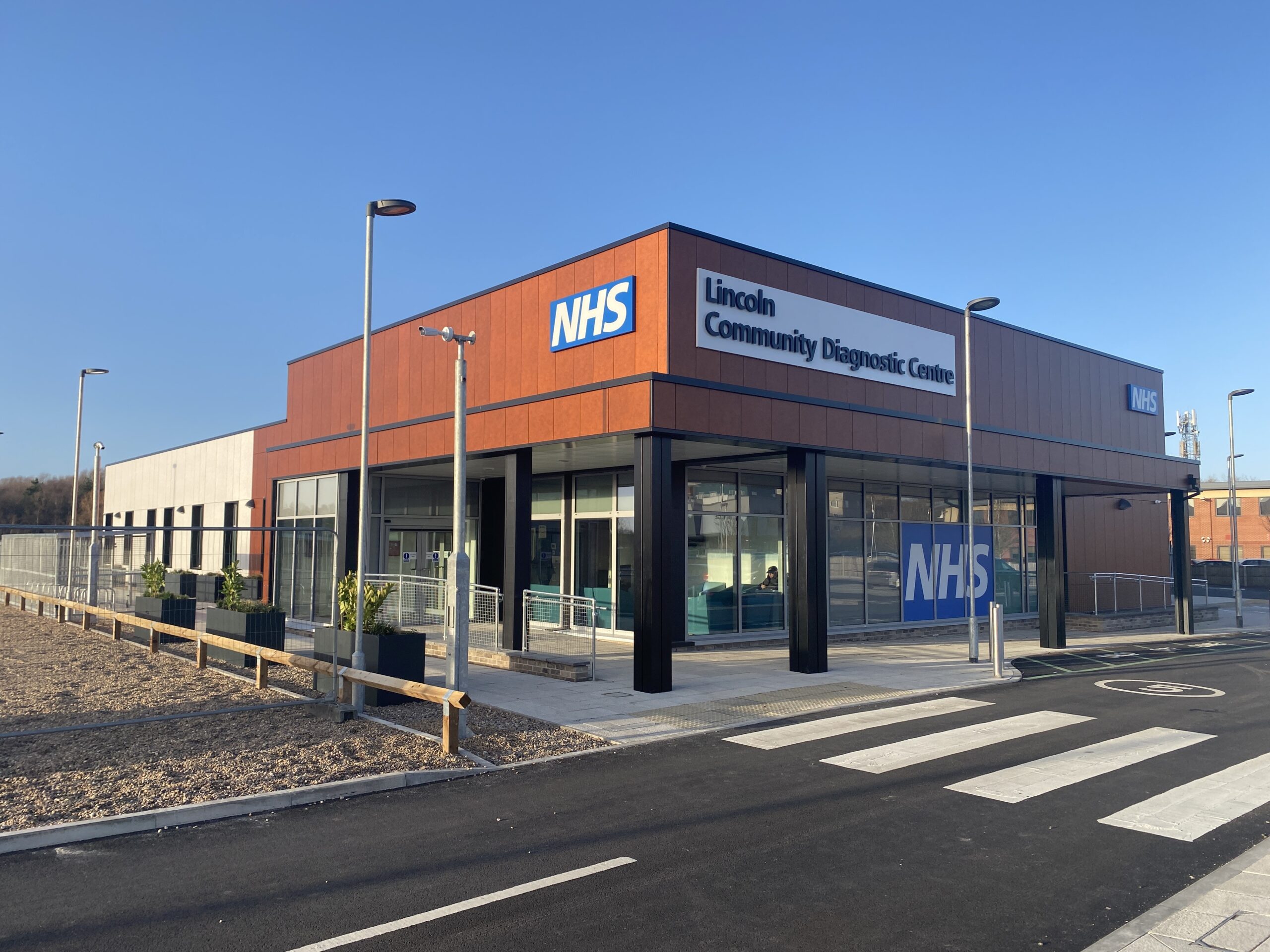 Lincoln CDC Exterior With Signage United Lincolnshire Hospitals